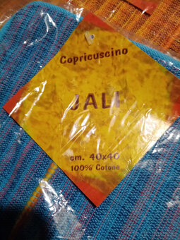 Dekorativní polštářky 3 ks, nové 40 x 40 cm - 2