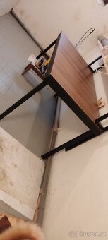 space stůl - 2