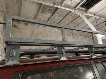 Patrol y61 zahradka - 2