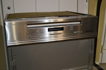 Miele myčka nerezová G 6730 SCi, tři koše - 2
