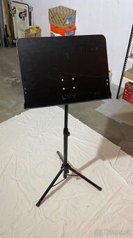 Pultový stojan na noty - 2