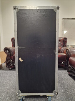 Flight case - 2