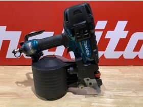 Pneumatická hřebíkovačka MAKITA AN935H - 2