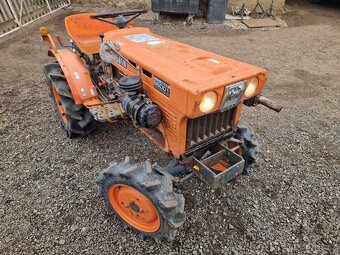 Malotraktor trakturek - 2