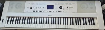 Yamaha DGX-650 - 2