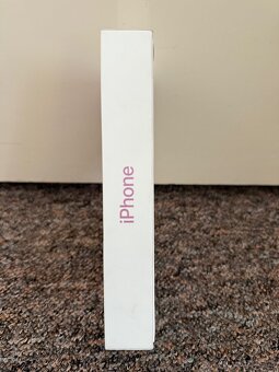 Novy Apple iPhone 16 128gb Pink. 2 roky zaruka T-Mobile - 2
