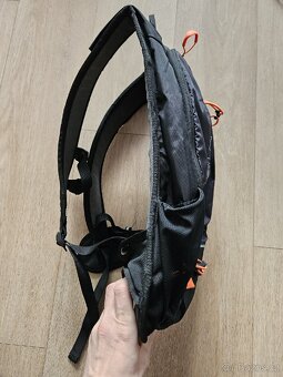 Cyklo/běžecký batůžek Husky, cca 10l - 2