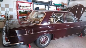mercedes Benz 250S W108 - 2
