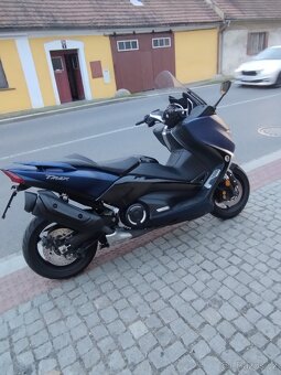 Yamaha Tmax - 2