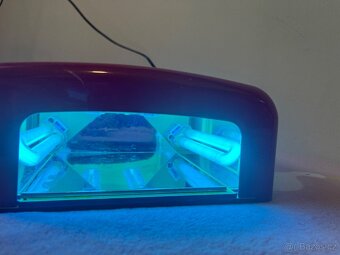 UV lampa na nehty - 2