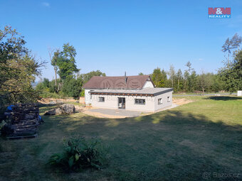 Prodej rodinného domu v Chroustově u Bohdalova - 2