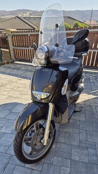 Scarabeo 500 Light - 2