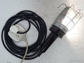 Transportka - Retro dílenská lampa - ČSSR - 2