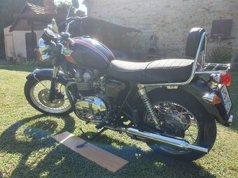Triumph Bonneville T100 - 2