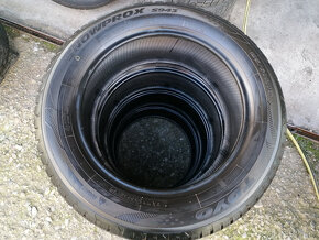 Zimní pneu = 195/60 R16 = TOYO - 2