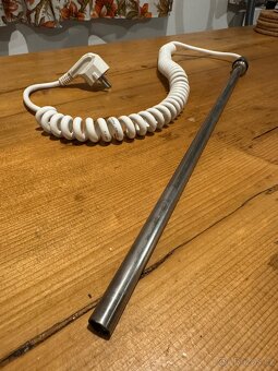 Regulus topné těleso do radiátoru 400W - 2
