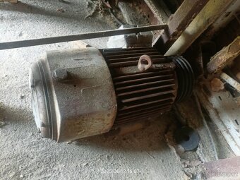 Motor s brzdou - 2