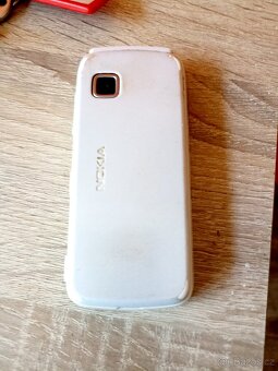 Nokia 52 30 - 2