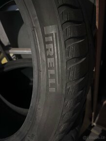 235/40-19 Zimní pneu Pirelli Sottozero 3 - 2