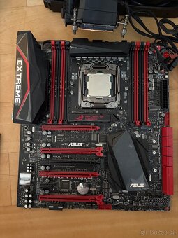 Herní základní deska ASUS ROG RAMPAGE V EXTREME/USB 3.1 - 2