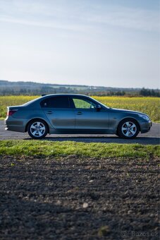 BMW E60 530D Manuál - 2
