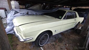Ford Mustang - 2