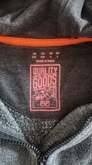 chlapecká mikinka vel. 110/116 - 2