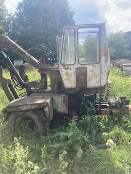 Nakladač unhz 750 - 2