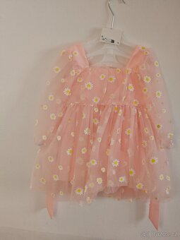 Krásné Nové Šaty velikost 12 - 18 Měsíců - 2