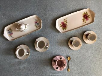 2x PORCELÁNOVÝ DVOJTÁC S ŠÁLKY+PODŠÁLKY  A  RŮŽOVÝ ŠÁLEK - 2
