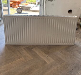 Prodám deskový radiátor, 140cm a 200cm - 2