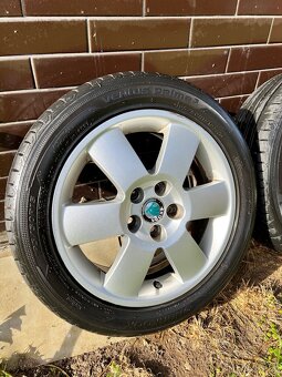 Alu kola Škoda 195/50 r15,5x100 letní - 2