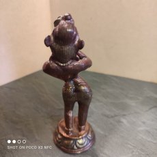 Socha, soška, těžítko - hudebnice Indie - 2