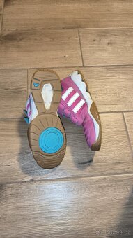 Sálové boty Adidas - 2