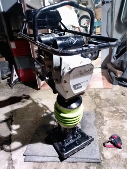 Vybračni žába - 2