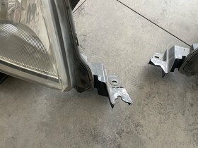 Hilux 2014 světla - 2