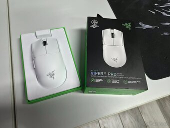 Razer Viper V3 Pro Bílá - 2