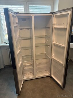 Lednice s mrazákem značky ETA - 2