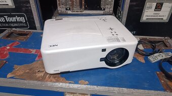 Prodám projektor NEC NP4000 - 2