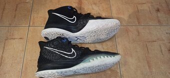 Nike Basketbalové boty Kyrie 7 vel.47 - 2