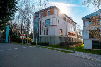 Prodej bytu 4+1, 146 m², Villa Bianca, Praha-Bubeneč - 2