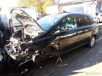 Opel Zafira 1.8 i - 2