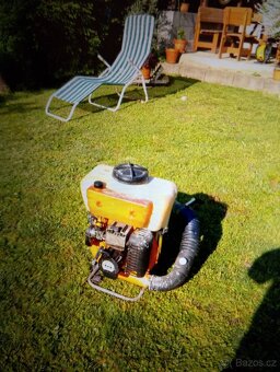 Prodám motorový postřikovač Oleo Mac - 2