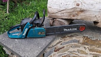 Řetězová motorová pila Makita DCS 4301 s dlouhou lišto - 2
