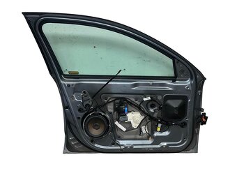 Levé přední dveře šedá LF8L Škoda Superb 2 r.v. 2011 - 2