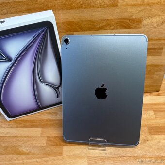 iPad Air M3 2025 128GB cellular, téměř nepoužitý, s krytem - 2