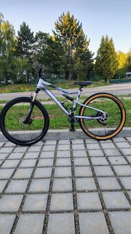 celoodpružené kolo Rockrider ST900s - 2