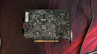 Grafika ASUS HD 7750 1 GB - 2