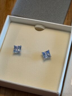 Nové SWAROVSKI náušnice Matrix 5723561, PC 1790,- - 2