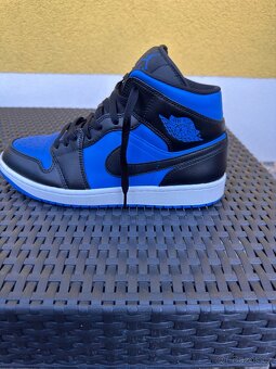 Nike Air Jordan 1 MID - 2